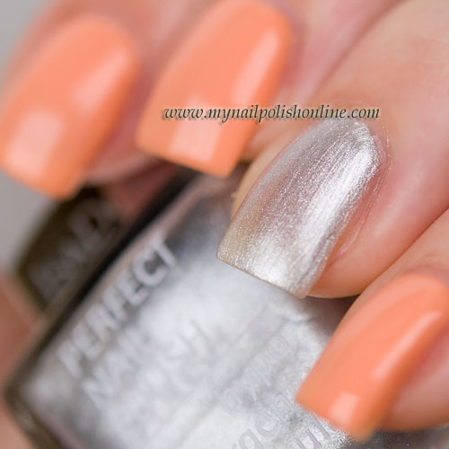 Color Club - Oh Naturale with IsaDora Star Glaze
