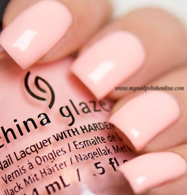 China Glaze - Pack Lightly