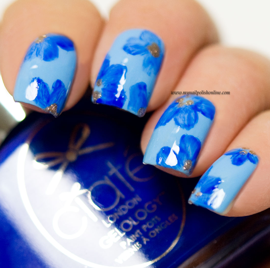 Floral nails -  Blue on blue